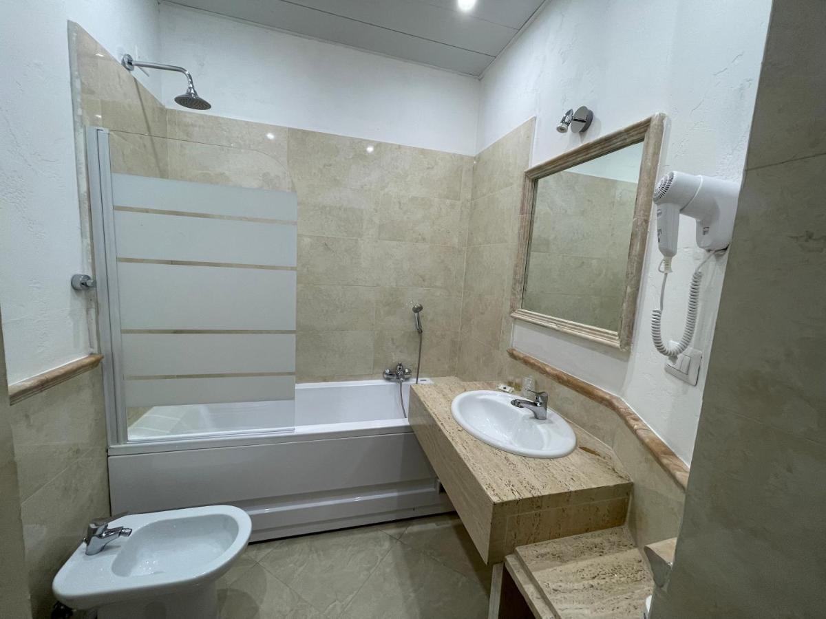 Ambasada Suite โรม ภายนอก รูปภาพ