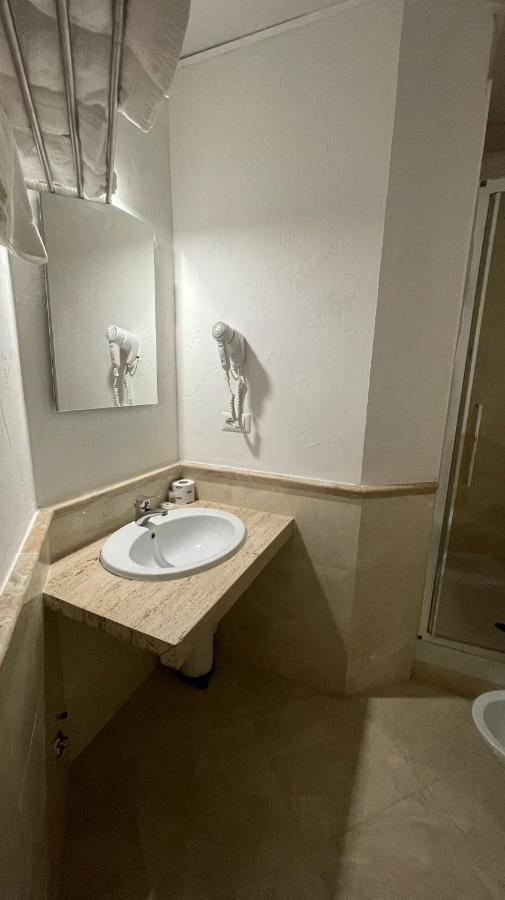 Ambasada Suite โรม ภายนอก รูปภาพ